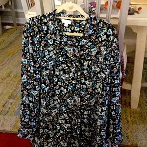 Jjill size medium tunic blouse. Roomy and great to wear for dress or casual.